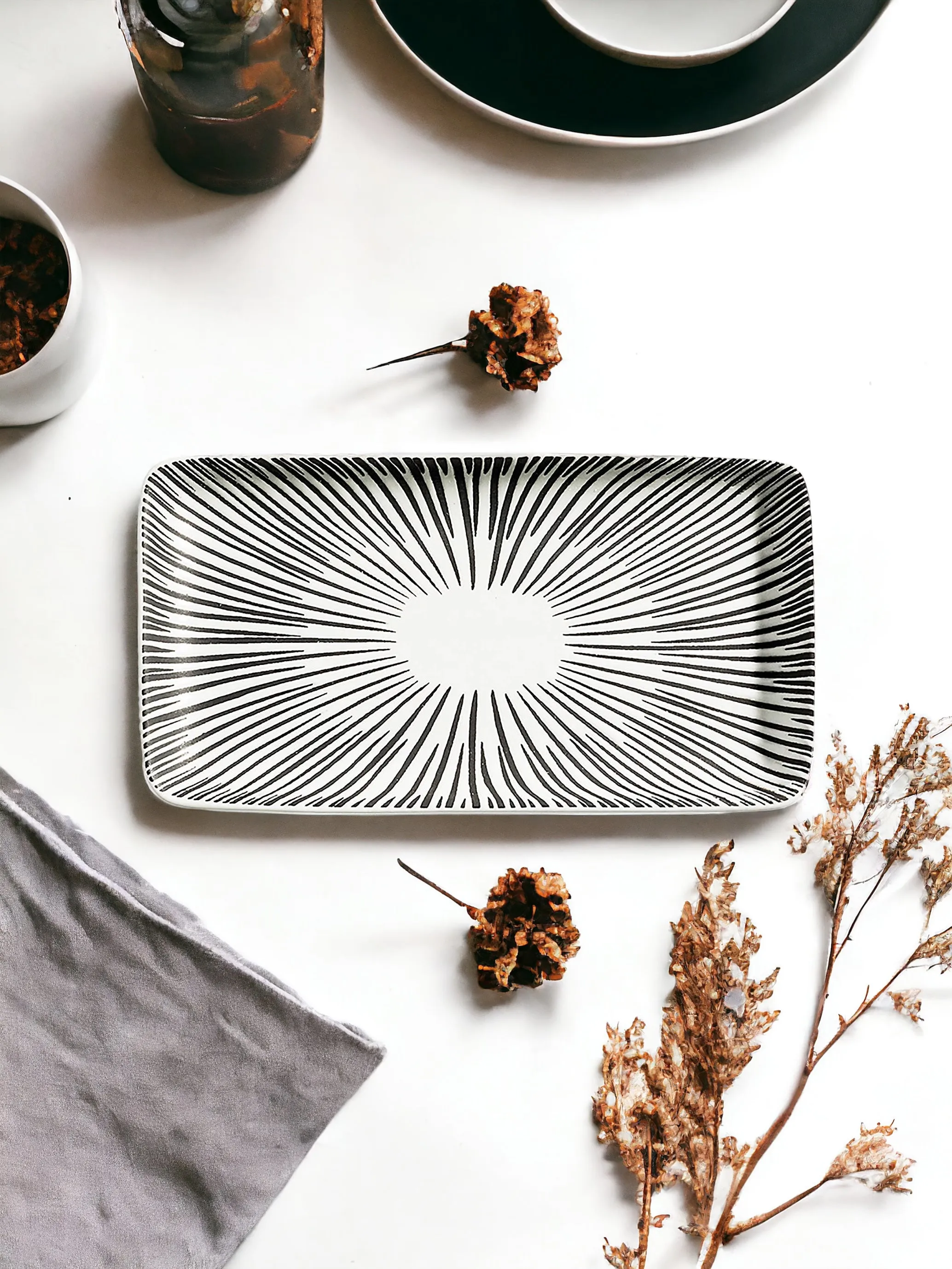 Black And White Ceramic Dash Medium Tray