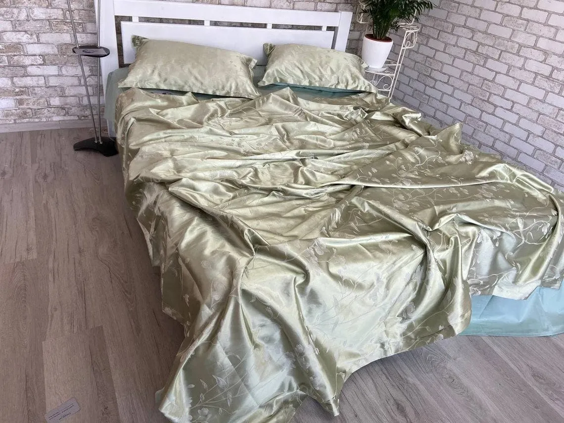Olive Bedding Set