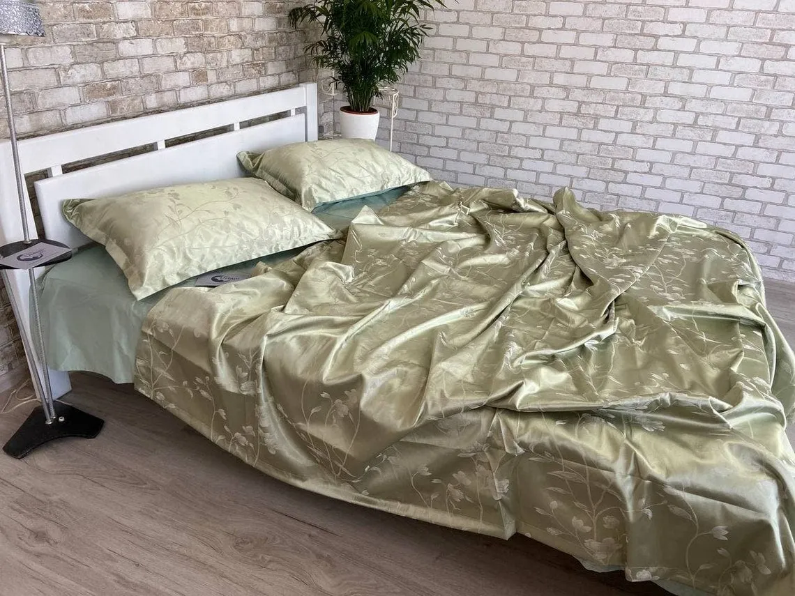 Olive Bedding Set