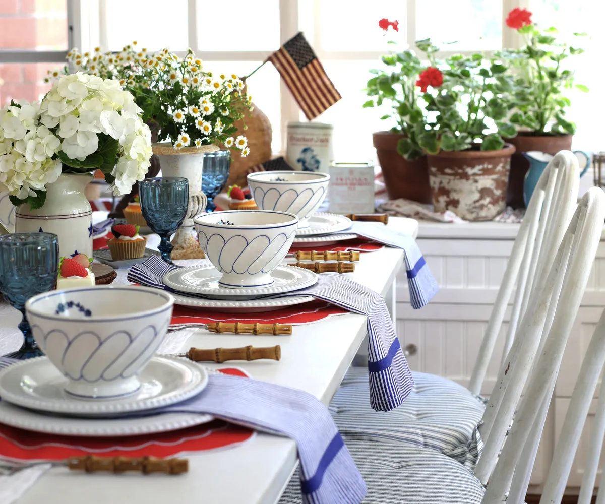 Scalloped Placemats - Round Placemats Set of 4