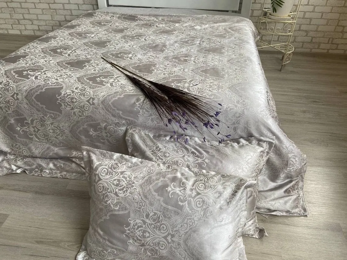 Silver Crystal Bedding Set